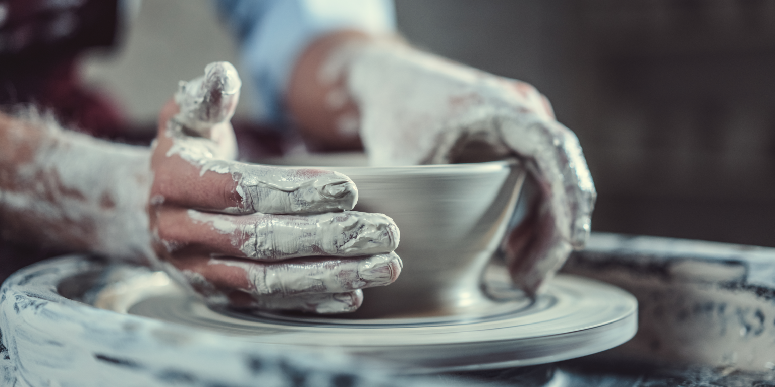 Gastronomic Wedding Favours in beautiful hand-painted Italian ceramic jars