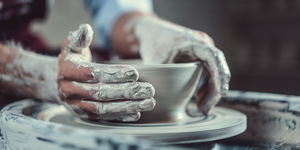 Gastronomic Wedding Favours in beautiful hand-painted Italian ceramic jars