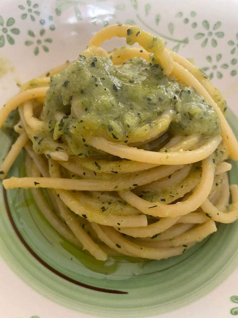 Bucatini pasta with Zucchini Pesto Recipe – Timperio